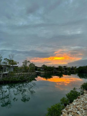 Sandpiper Sanctuary 4 bed 3 bath Villa with a pool